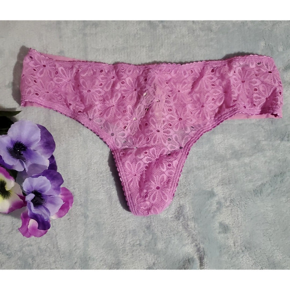 90s VICTORIA'S SECRET Thong String Panty PINK FLORAL LACE Sweet Coquette LARGE - Picture 1 of 7
